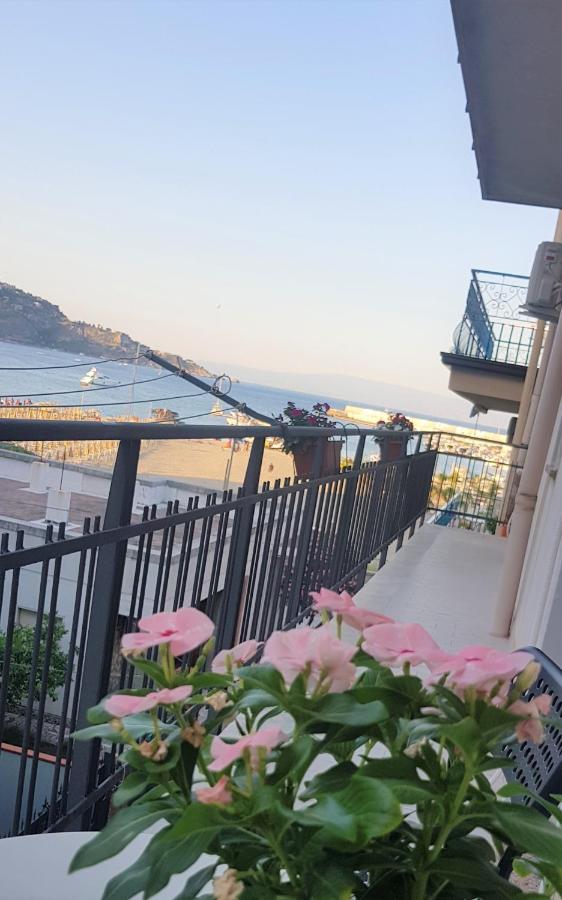 B&B La Costa Di Naxos Giardini-Naxos Extérieur photo